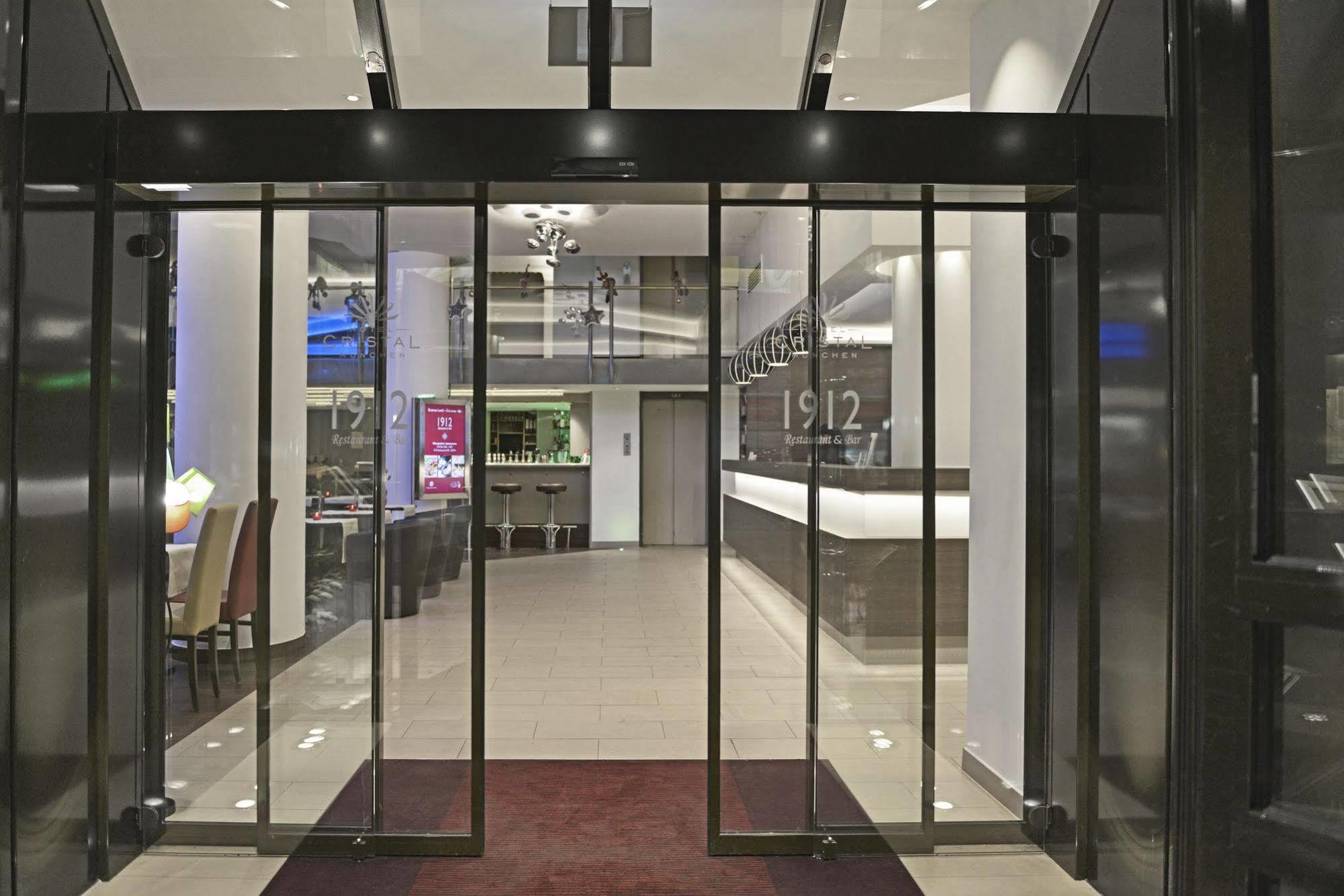 Hotel Cristal München Kültér fotó
